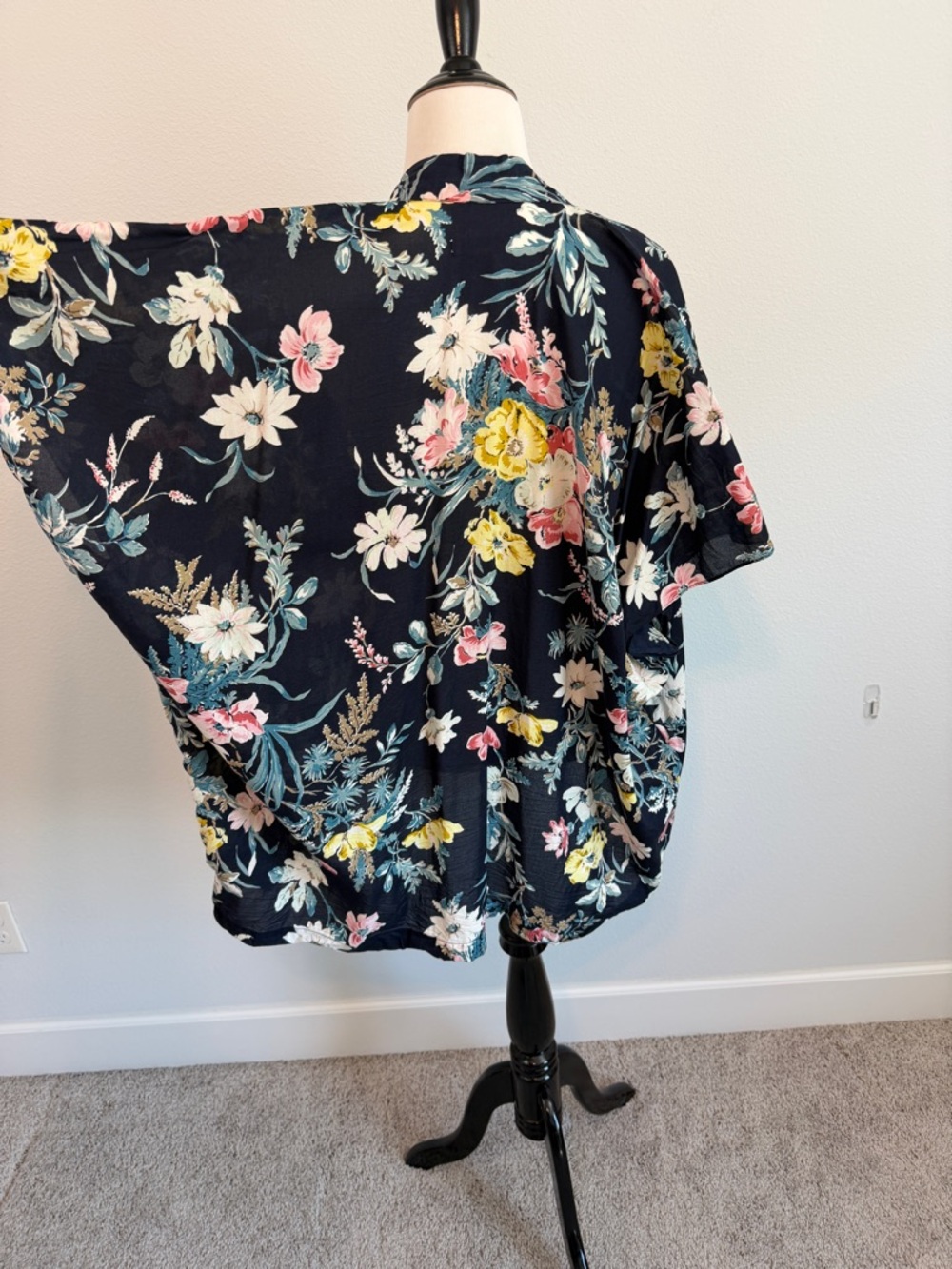 LOFT Navy Floral Open Kimono with Multicolor Blooms - Picture 4 of 8